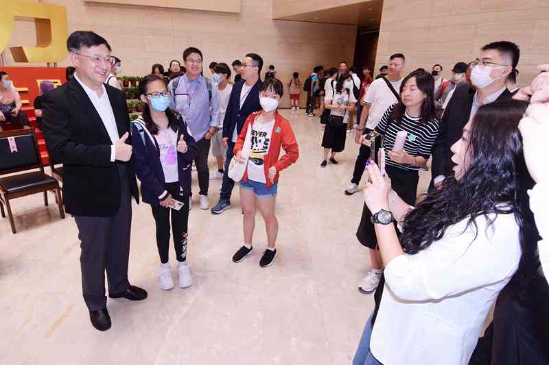 0abbb1c1-5adb-43e3-898b-3ee54a6889371708584087352