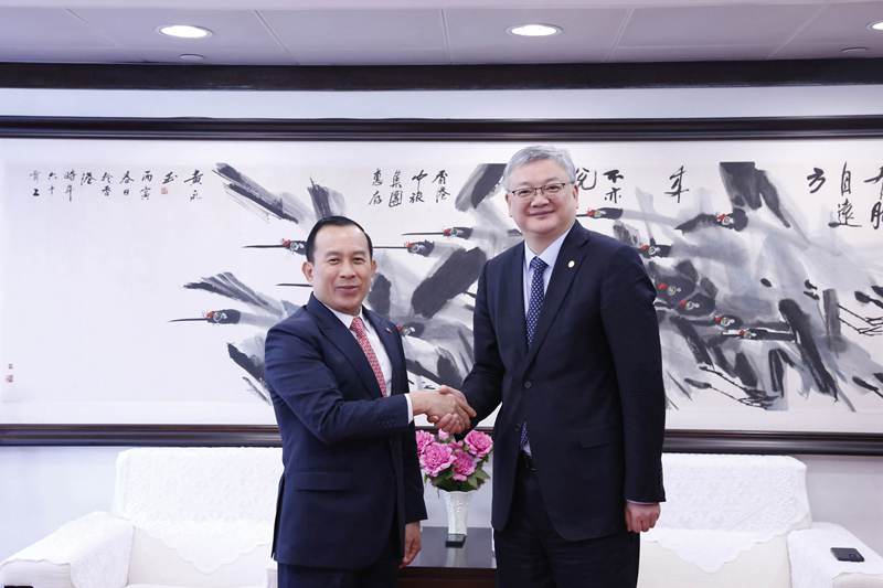 3002d887-55d4-4b44-b88c-fd1d594756641734790814488 3002d887-55d4-4b44-b88c-fd1d594756641734790814488